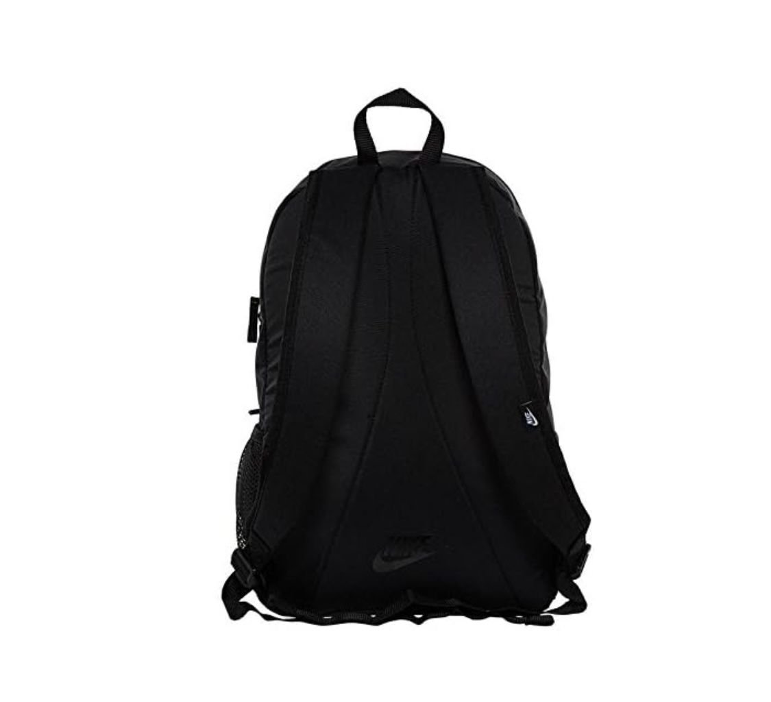 nike black pouch